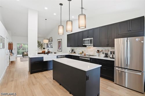 6236 Shadowood Circle, NAPLES, FL, 34112 | Card Image