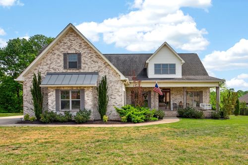 106 Renee Ct, Cottontown, TN, 37048-9619 | Card Image