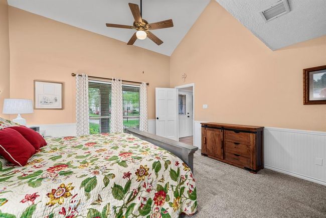 Primary Bedroom | Image 15