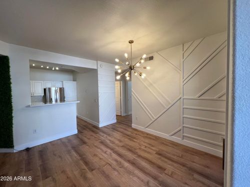 228-5303 N 7th St, Phoenix, AZ, 85014-2806 | Card Image