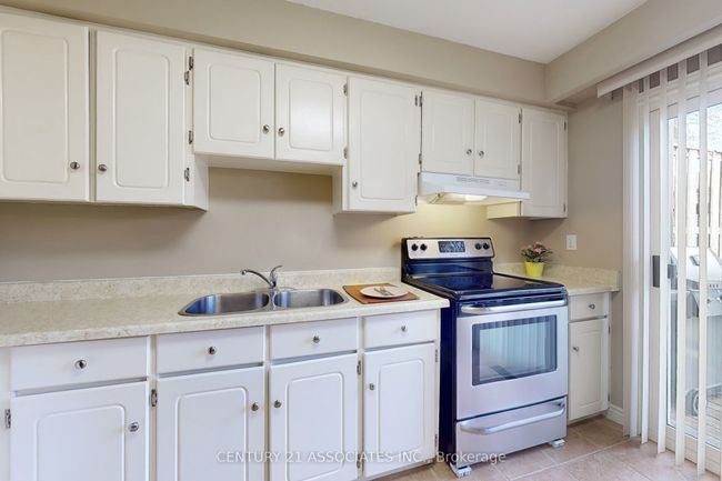 47 - 1616 Haig Blvd, Condo with 3 bedrooms, 2 bathrooms and 1 parking in Mississauga ON | Image 20