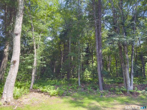 38 Lake St, Moosup, CT, 06354-1108 | Card Image