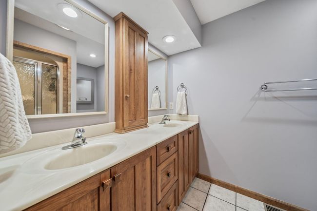 1448 Eagle Way, Condo with 4 bedrooms, 3 bathrooms and null parking in Marion OH | Image 47
