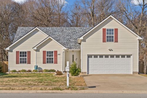 3812 Man O War Blvd, Clarksville, TN, 37042-4871 | Card Image