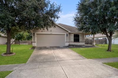 7814 Derby Vis, House other with 3 bedrooms, 2 bathrooms and null parking in Selma TX | Image 2