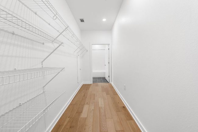 Primary closet | Image 7