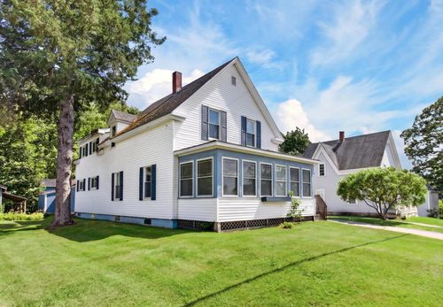 92 Lafayette St, Calais, ME, 04619-1502 | Card Image