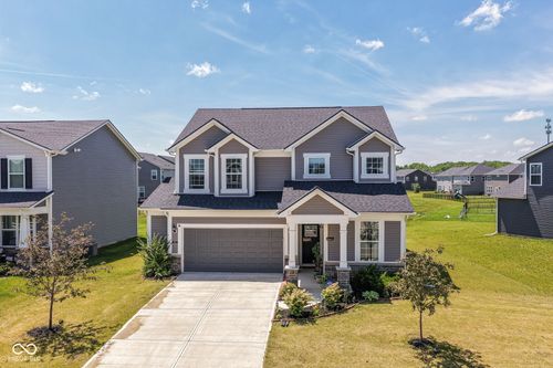 6907 Seattle Slew Dr, Whitestown, IN, 46075-7561 | Card Image