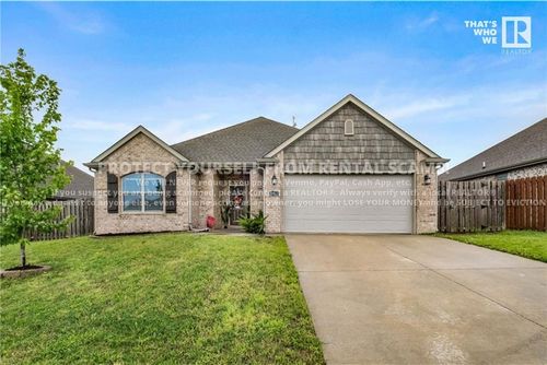 1111 Tulip St, Centerton, AR, 72719-6051 | Card Image