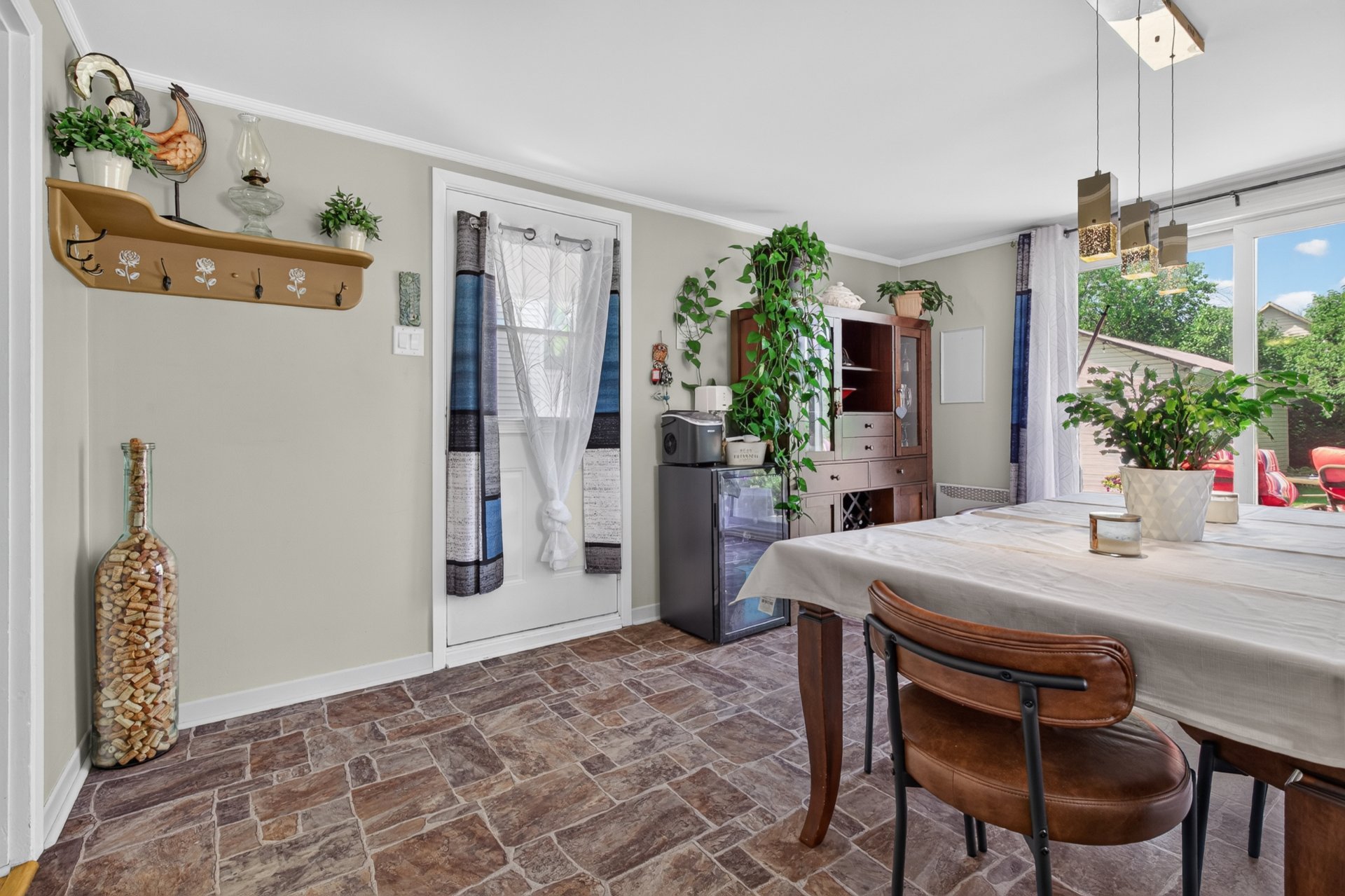 Residential Lease in Saint-Jacques