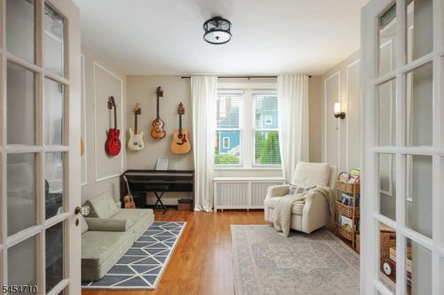 7-2 Altamont Ct, Morristown, NJ, 07960-5325 | Card Image