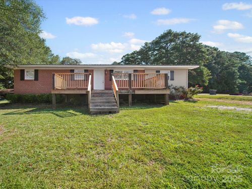 15 Woodland Dr, Polkton, NC, 28135-9677 | Card Image