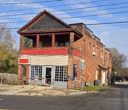 1229 N Sharpsville Ave, Sharon, PA, 16146-2402 | Card Image