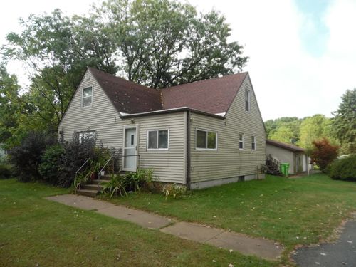 705 Baker Rd, Dexter, MI, 48130-1514 | Card Image