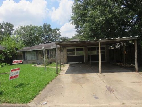 8811 Burford Ln, Houston, TX, 77088-3212 | Card Image