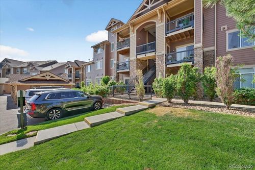 unit-301-10061 W Victoria Pl, Littleton, CO, 80127-7121 | Card Image