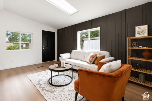 1580 W Indian Summer Dr, Salt Lake City, UT, 84116-3149 | Card Image