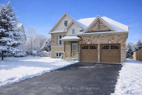 33 Tanager Cres, Wasaga Beach, ON, L9Z0B2 | Card Image
