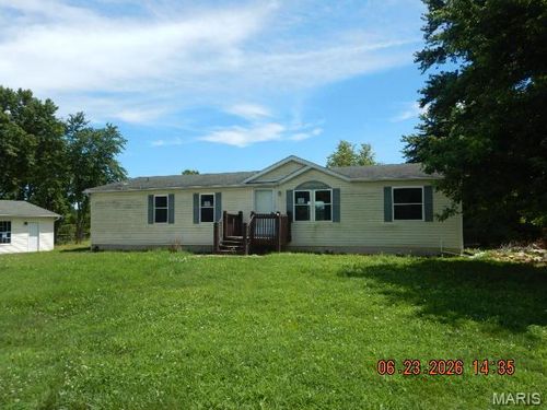 94 Pinewood Drive, Winfield, MO, 63389 | Card Image