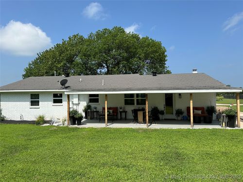 406 S County Line Rd, Allen, OK, 74825-8159 | Card Image