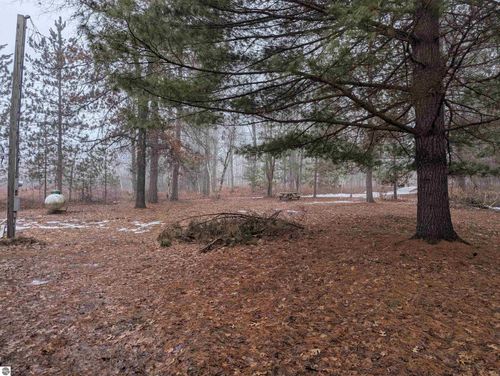 3201 Franklin Rd, Alger, MI, 48610 | Card Image