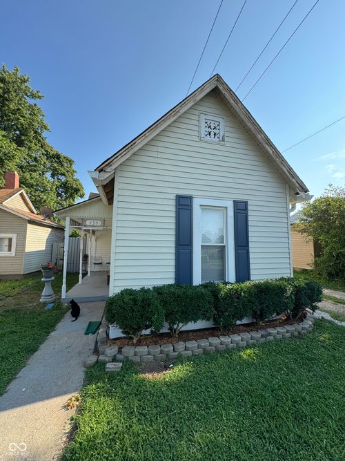 539 W Pike St, Martinsville, IN, 46151-1469 | Card Image