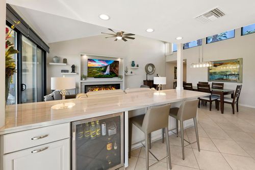 220 Madrid Ave, Palm Desert, CA, 92260-2138 | Card Image