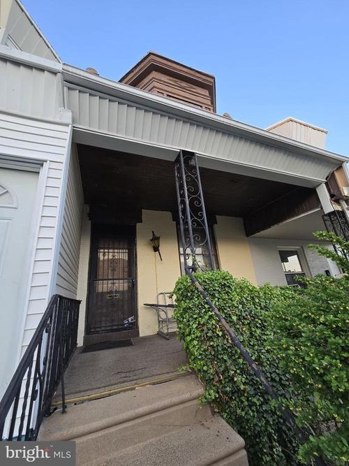 1651 N Redfield St, PHILADELPHIA, PA, 19151-3920 | Card Image