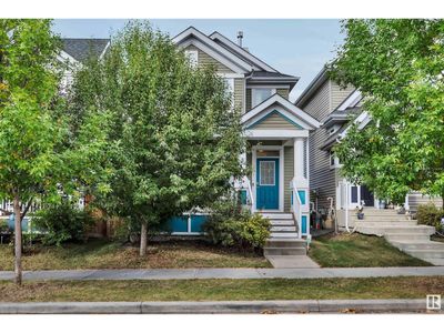 7038 23 Ave Sw, House other with 3 bedrooms, 3 bathrooms and 2 parking in Edmonton AB | Image 2