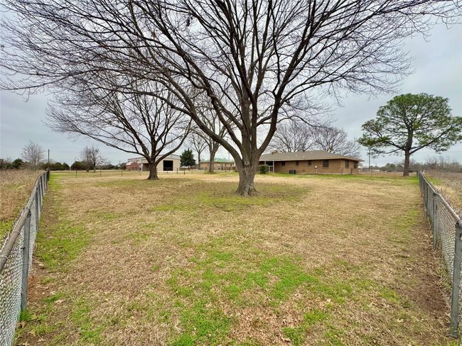 View of yard featuring a rural view | Image 11