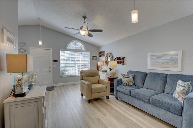 2312 Tallyho Ln, House other with 2 bedrooms, 3 bathrooms and null parking in PALM HARBOR FL | Image 6