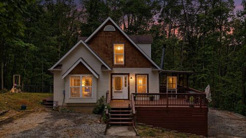 20 Forest Dr, Travelers Rest, SC, 29690-8178 | Card Image