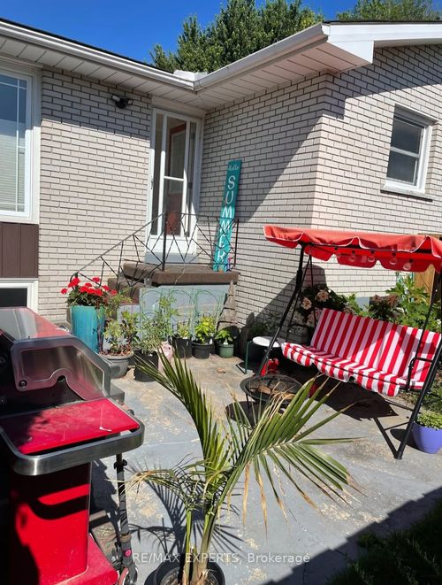 7 Willow St, Collingwood, ON, L9Y2H9 | Card Image