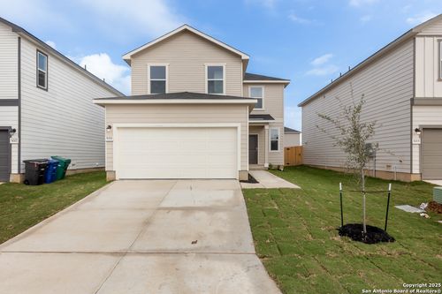 5011 Bank Runner, Elmendorf, TX, 78112-0199 | Card Image