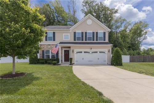 304 Michael Selby Dr, Hampton, VA, 23666-5037 | Card Image