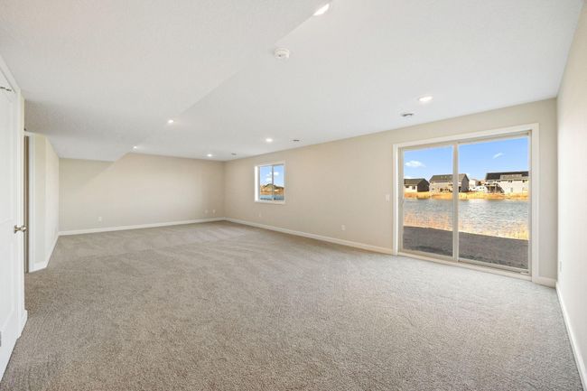 Walkout lower level to lake | Image 19