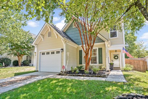 10636 Secret Garden Ln, Charlotte, NC, 28214-1004 | Card Image