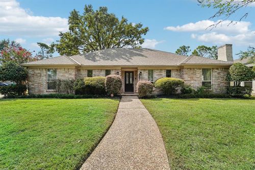 3019 Durban Dr, Houston, TX, 77043-1327 | Card Image