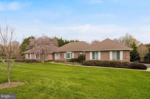 3700 Elberta Ln, HUNTINGTOWN, MD, 20639-4201 | Card Image