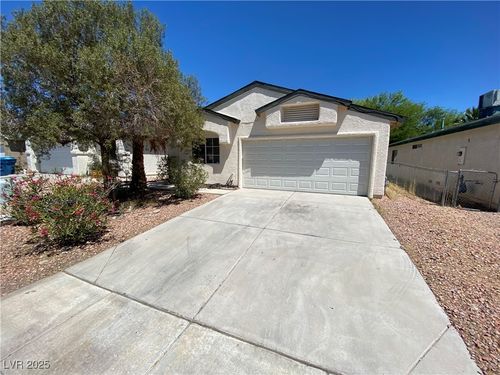 3898 Blue Wave Dr, Las Vegas, NV, 89115-0271 | Card Image