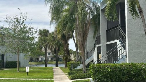 apt-204-16551 Blatt Blvd, Weston, FL, 33326-1830 | Card Image