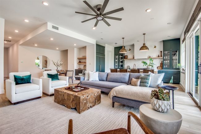 3962 Redding Row, Townhouse with 3 bedrooms, 3 bathrooms and null parking in Dallas TX | Image 4
