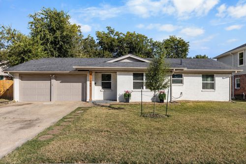 13640 Janwood Ln, Farmers Branch, TX, 75234-4831 | Card Image