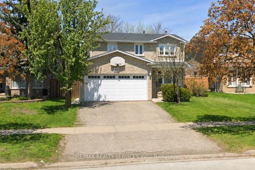 bsmt-42 Northampton St, Brampton, ON, L6S3Y7 | Card Image