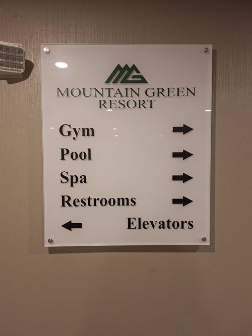 2c6-137 E Mountain Rd, Killington, VT, 05751-9615 | Card Image