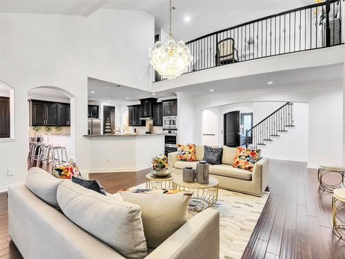 2523 Watts St, Houston, TX, 77030-1831 | Card Image