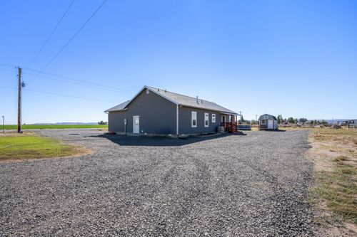 57654 Christmas Tree Rd, Christmas Valley, OR, 97641-2271 | Card Image