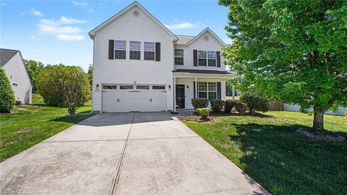 518 Macgregor Dr, Burlington, NC, 27217-9296 | Card Image