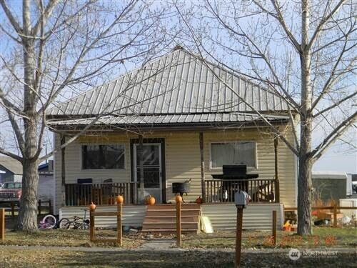 202 N Division St, Odessa, WA, 99159-5011 | Card Image