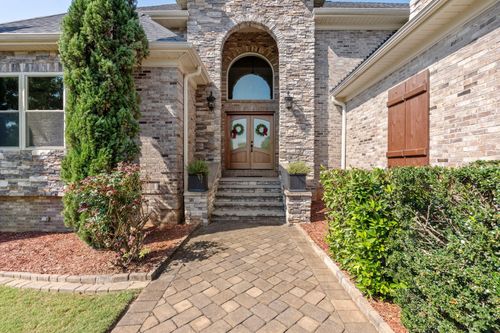 677 Driftwood Dr, Greer, SC, 29651-7400 | Card Image